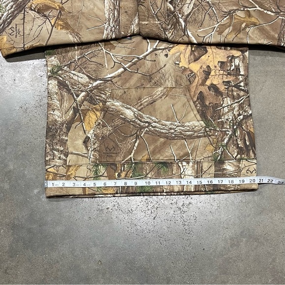 Under Armour Realtree Camo Pink Logo Pullover Sweatshirt Hoodie - Picture 8 of 8